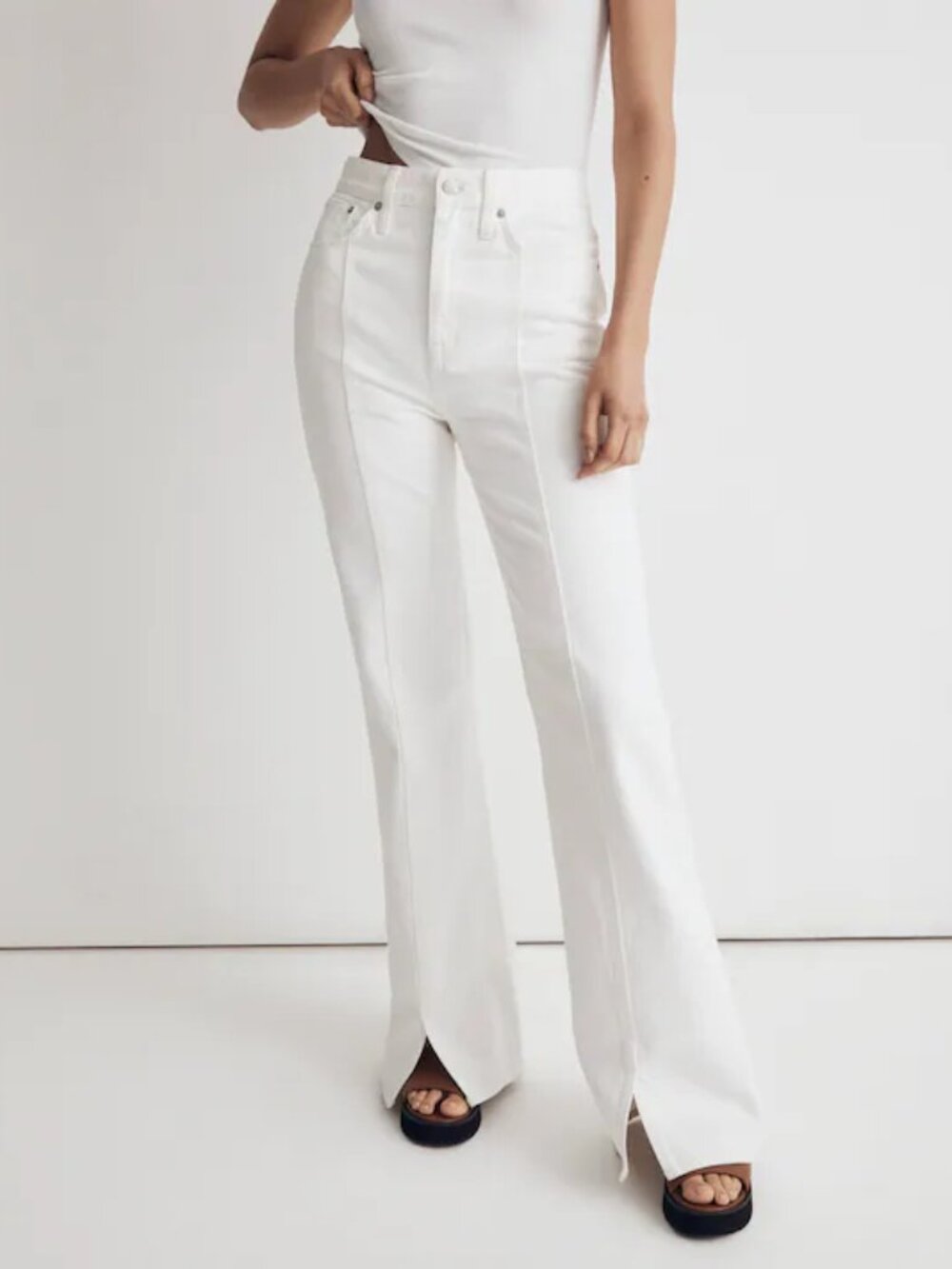 Madewell Baggy Flare Jeans in Tole White Rigid
